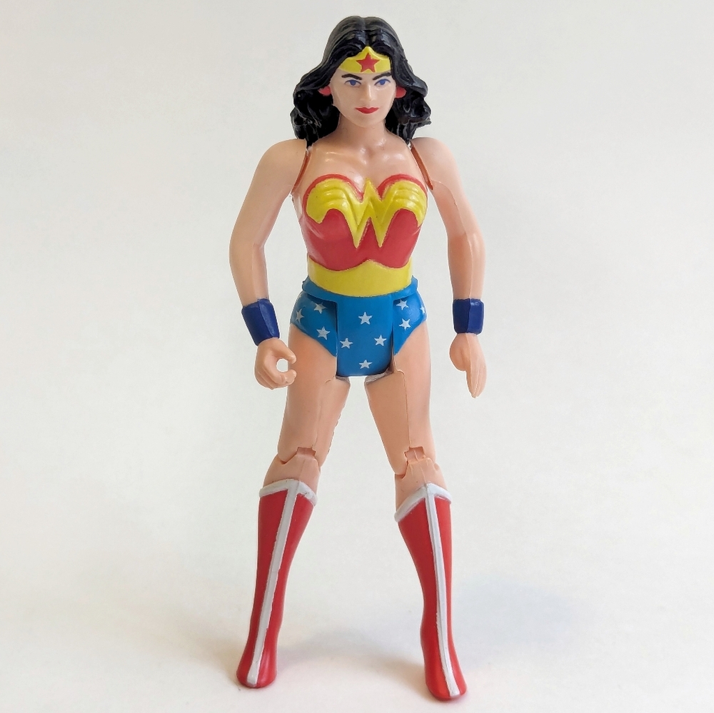 1984 Vtg WONDER WOMAN "Super Powers Collection" Kenner Action Figure DC Comics